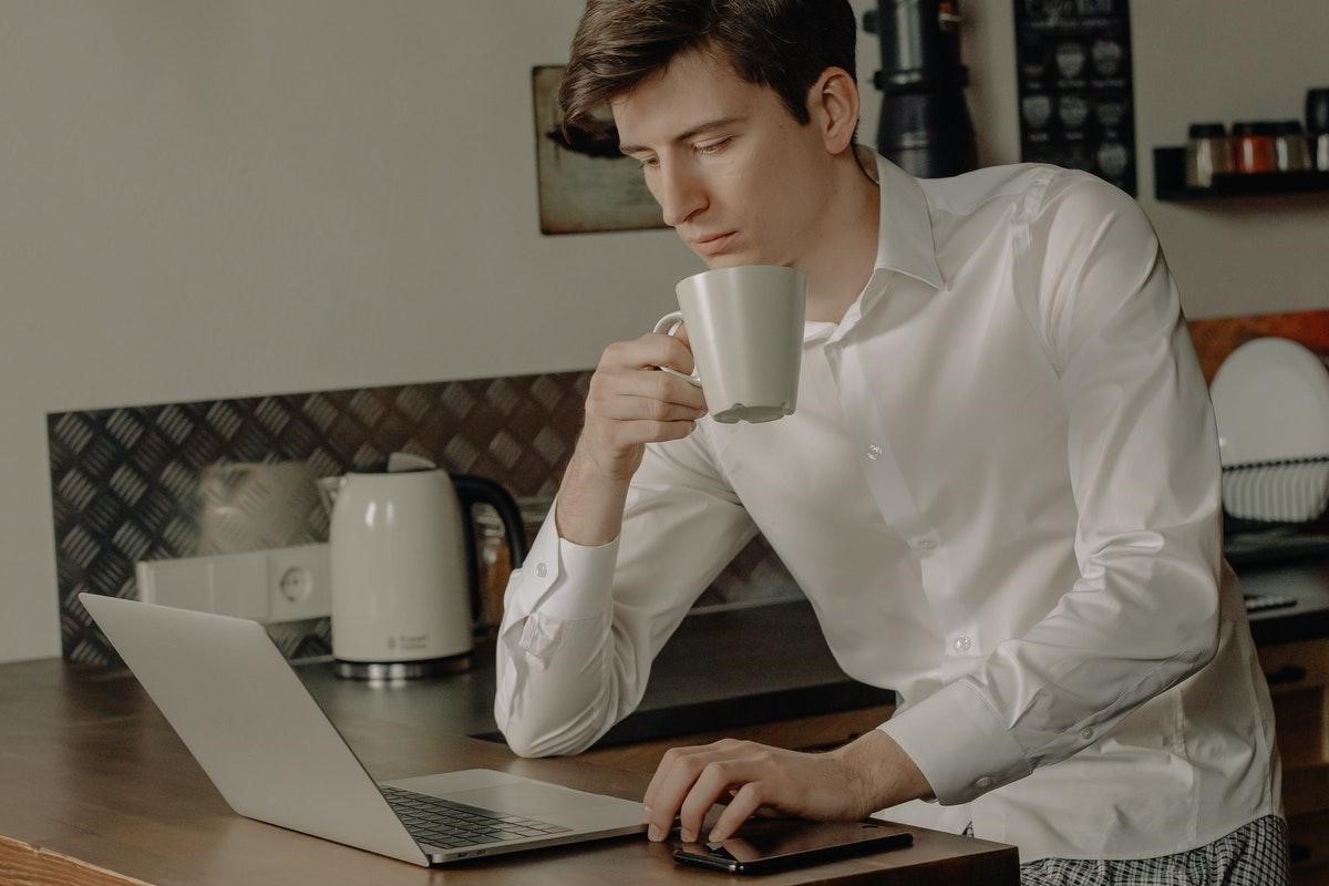 4 TIPS FOR IMPLEMENTING A REMOTE WORK POLICY POST COVID-19